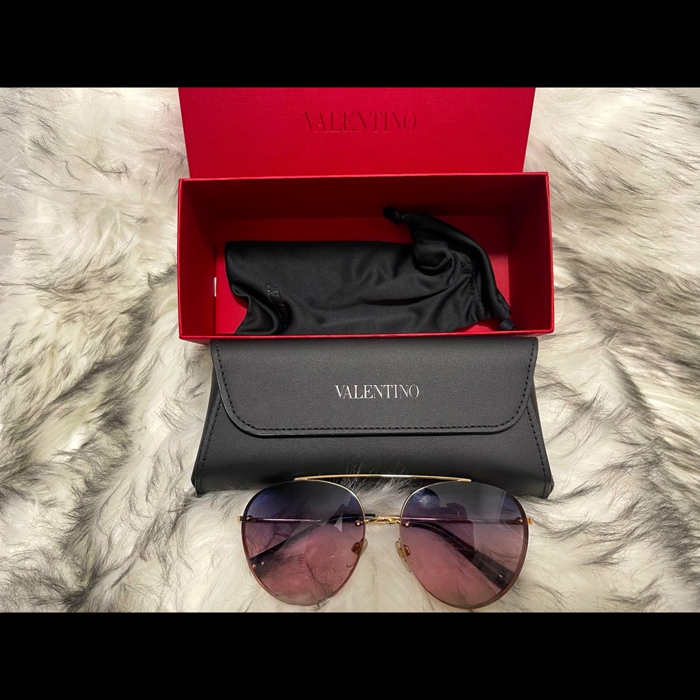 NWT Valentino Sunglasses